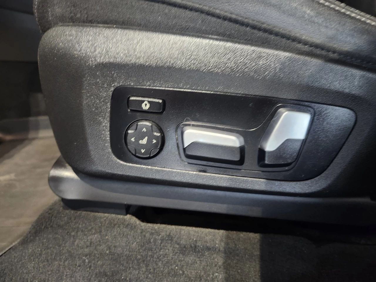 2022 BMW X3 xDrive30i Main Image