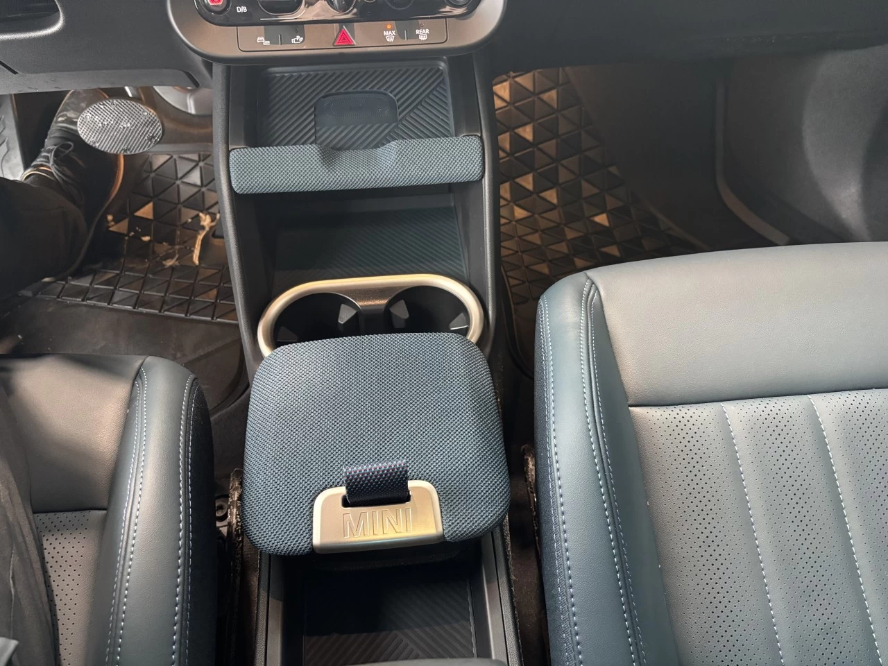 2025 MINI Countryman SE ALL4 Image principale