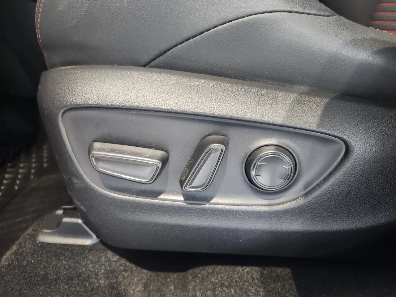 2023 Toyota RAV4 Prime XSE Main Image