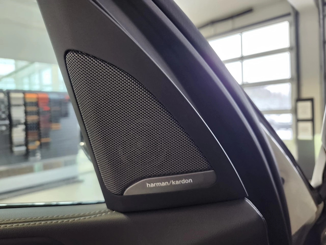 2023 BMW X7 xDrive40i Main Image