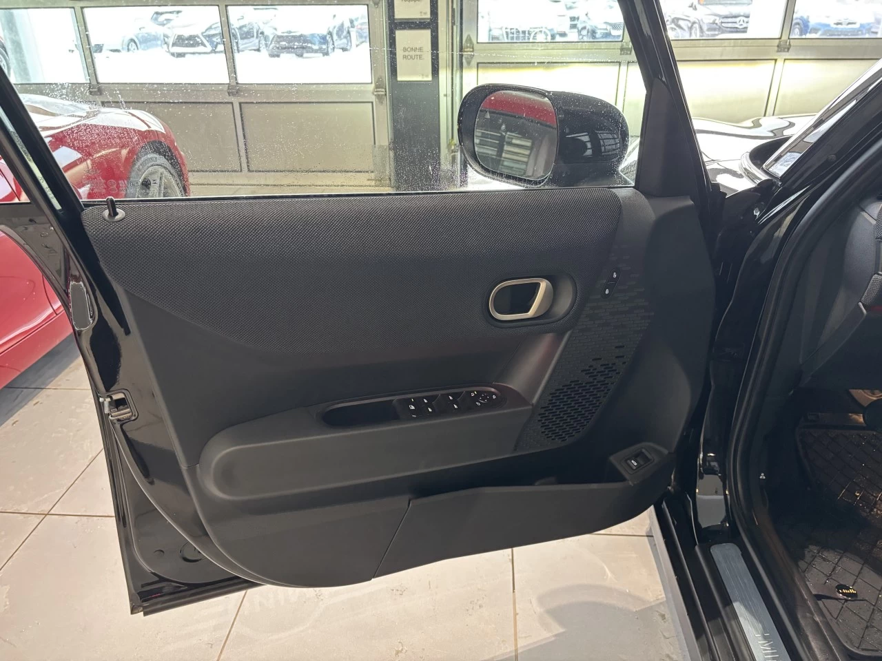 2026 MINI 5 Door Cooper S FWD Image principale