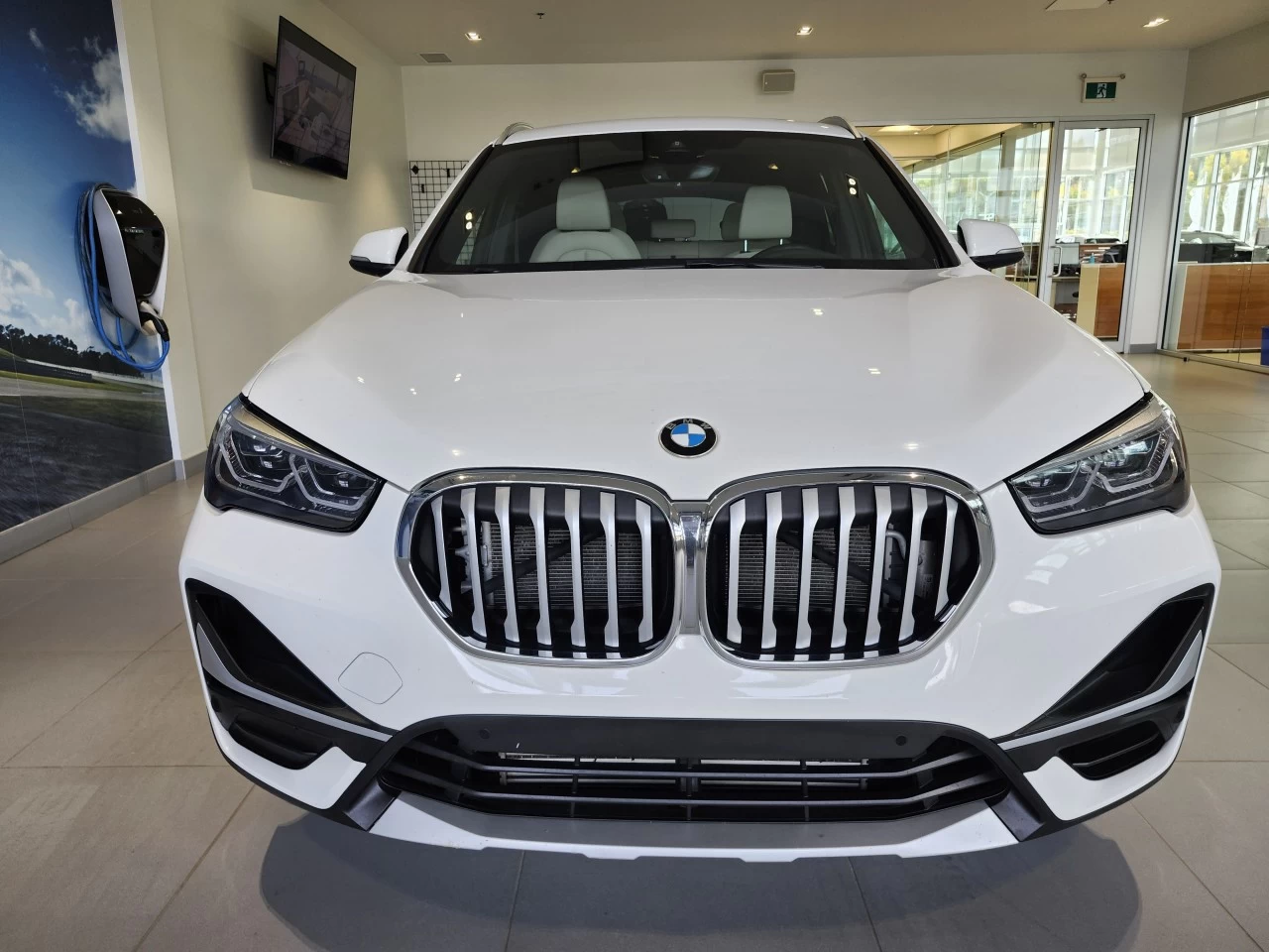 2022 BMW X1 xDrive28i Image principale