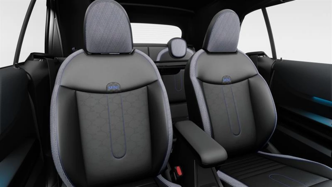 2026 MINI Convertible Cooper C FWD Image principale