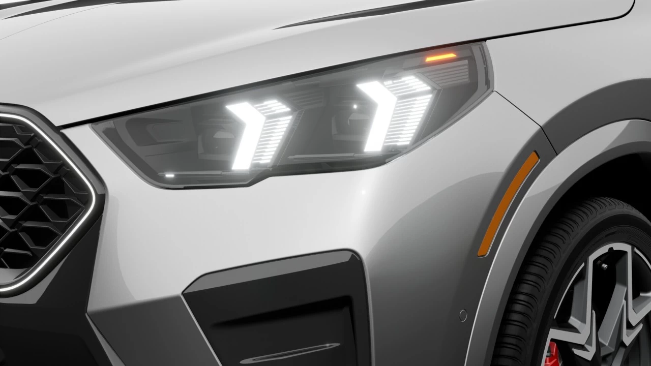 2026 BMW X2 xDrive28i Main Image