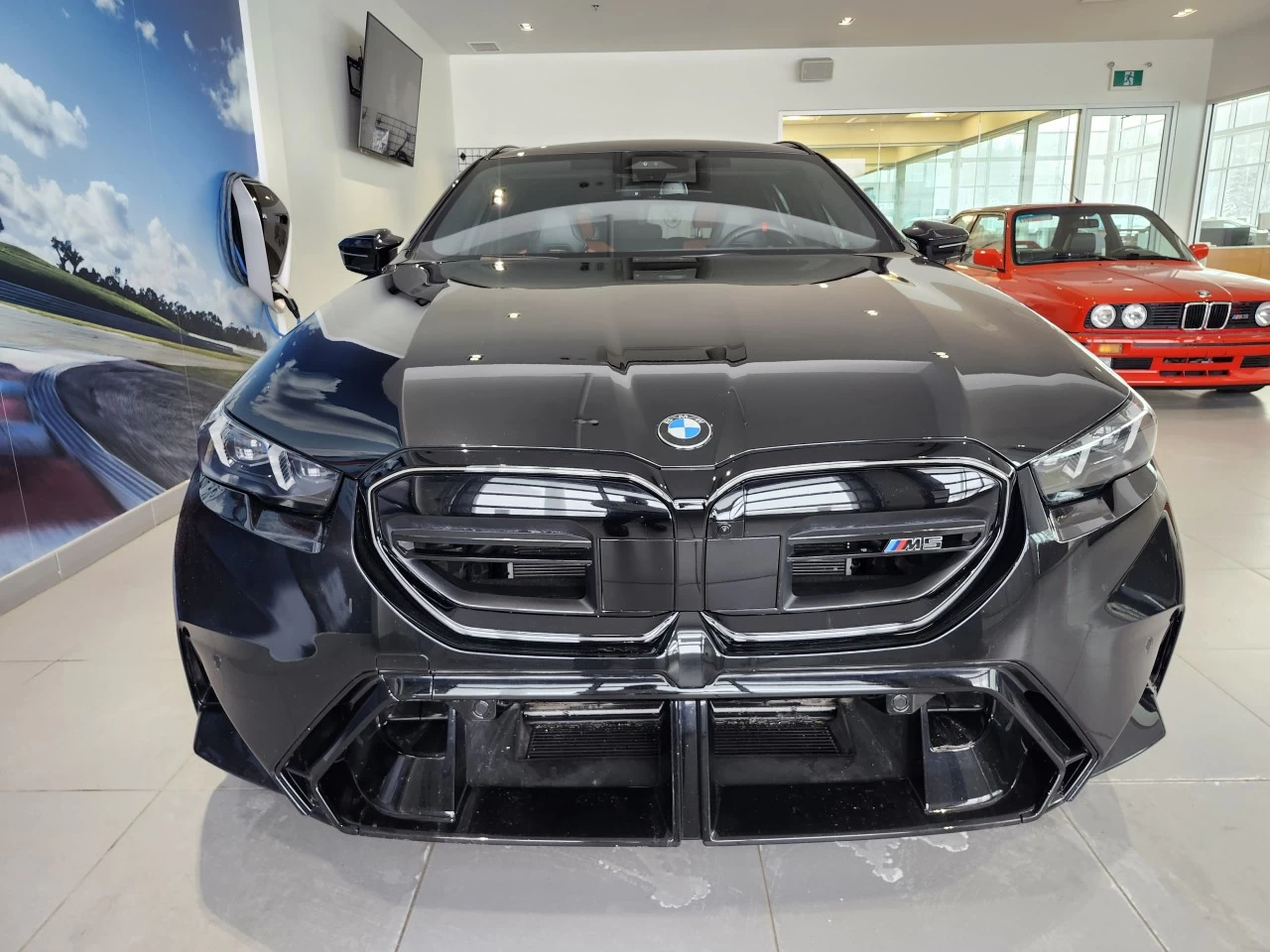 2025 BMW M5 Touring Image principale