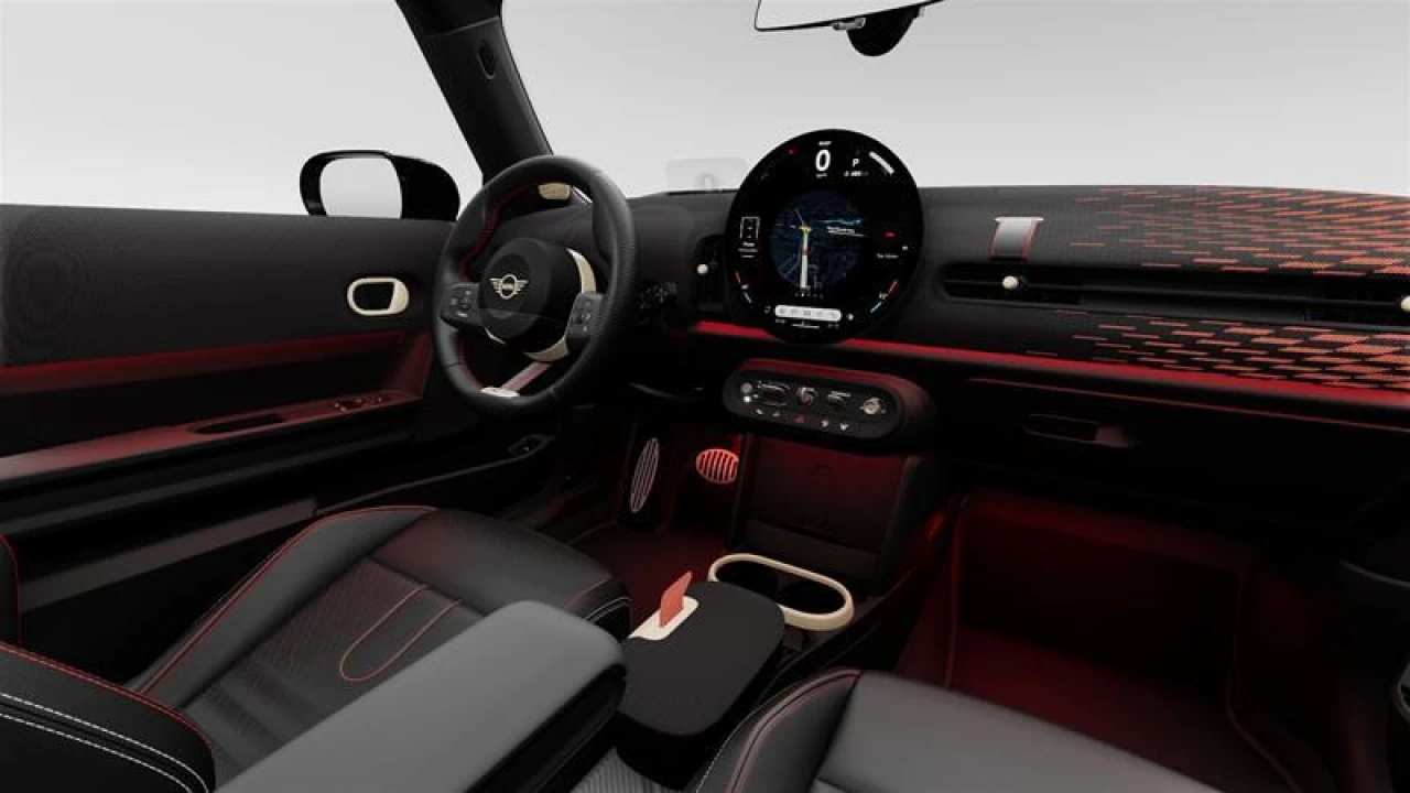 2025 MINI 3 Door John Cooper Works FWD Image principale