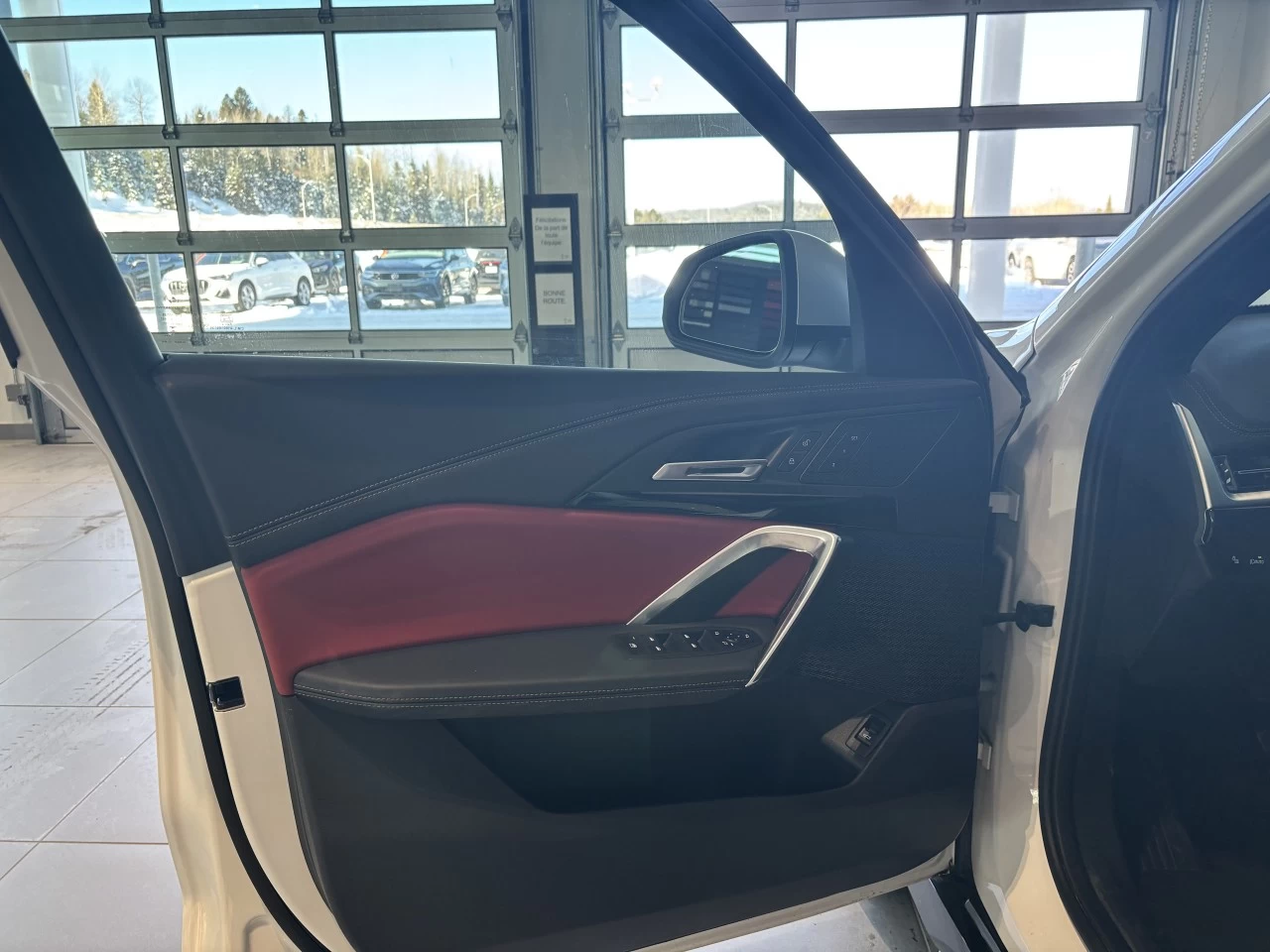 2023 BMW X1 xDrive28i Image principale