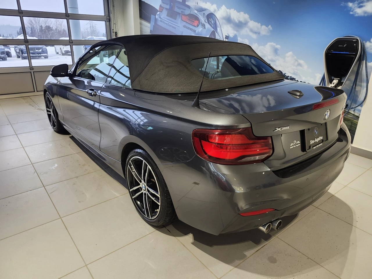2020 BMW 2 Series 230i xDrive Convertible Image principale