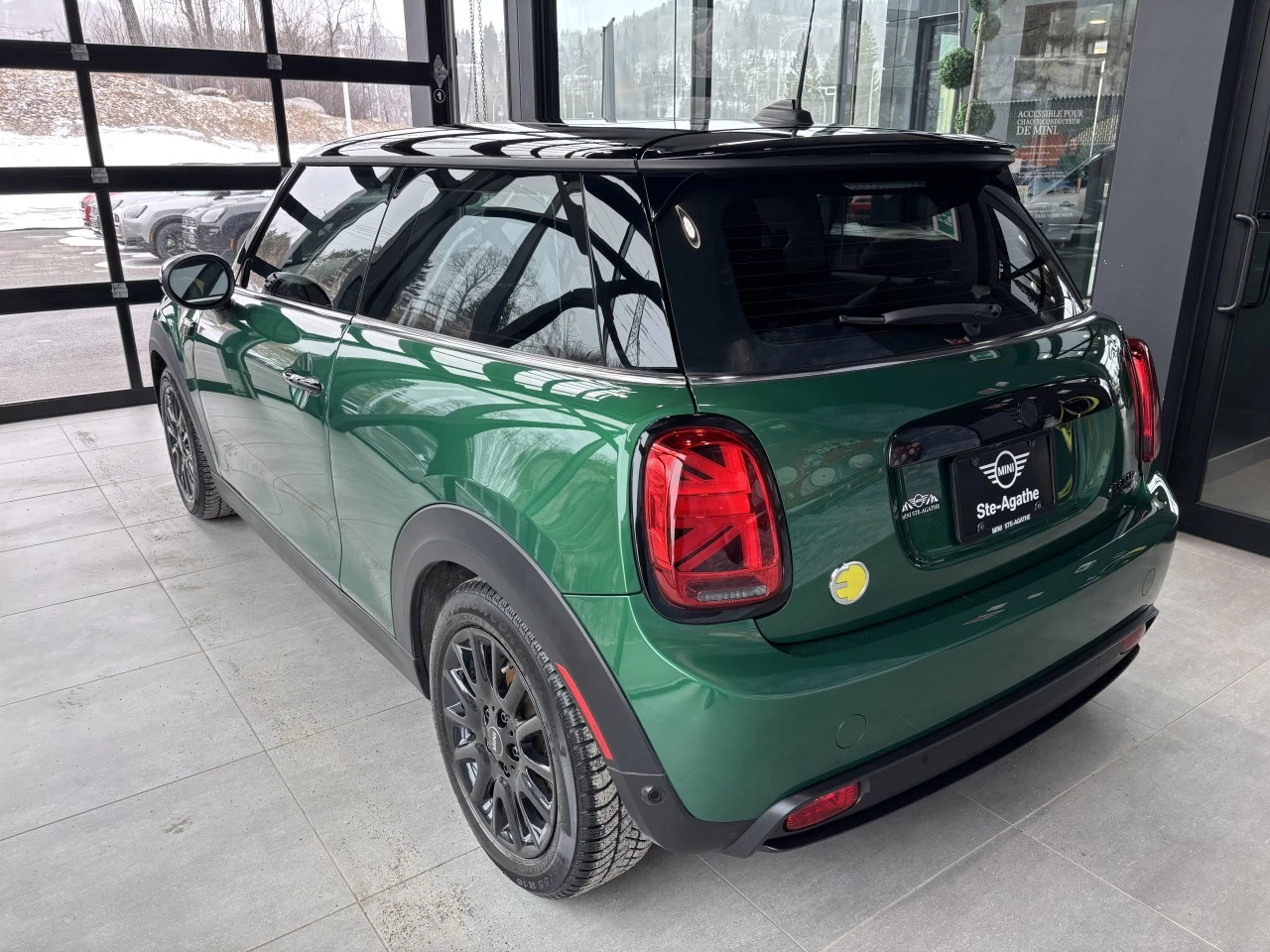 2023 Mini Cooper Cooper SE Image principale