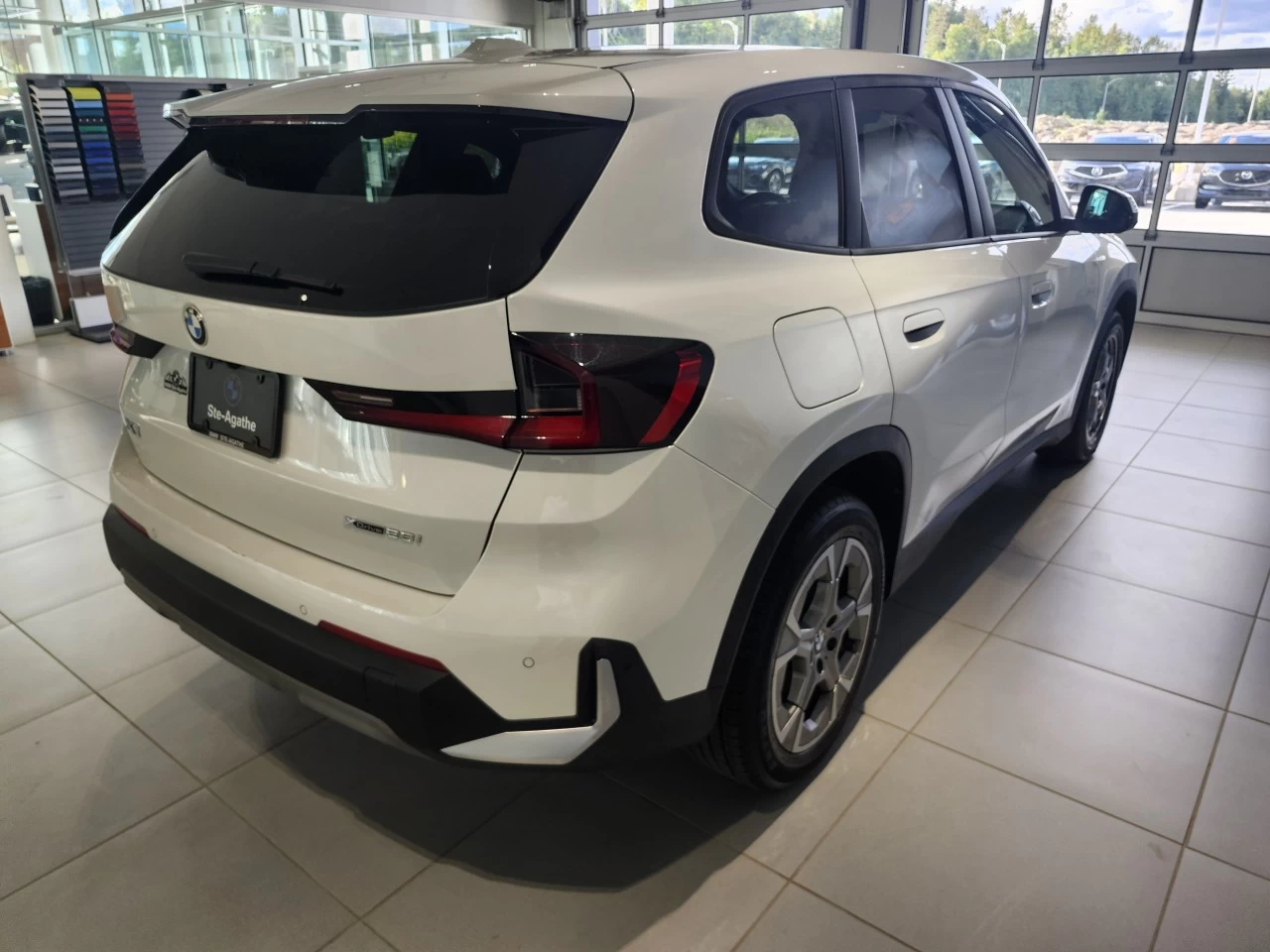 2024 BMW X1 xDrive28i Image principale