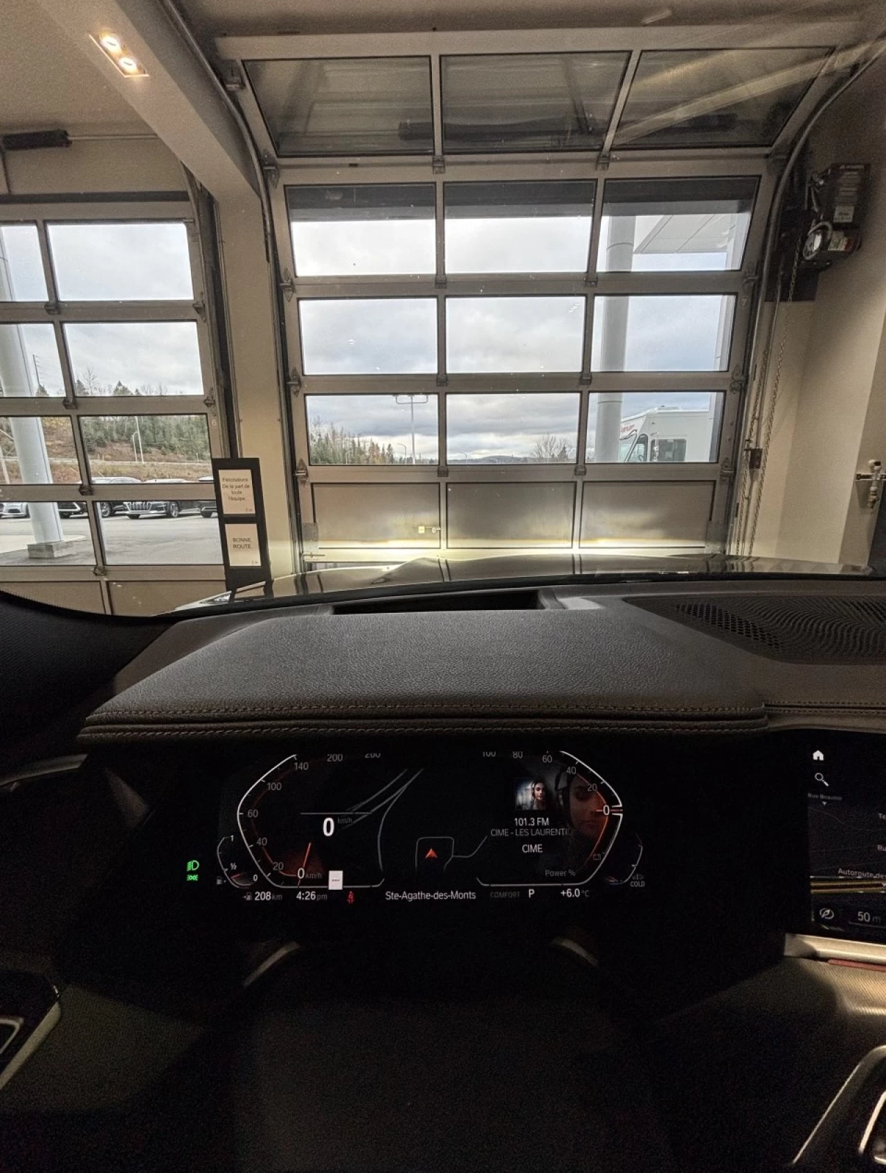 2022 BMW X6 xDrive40i Image principale