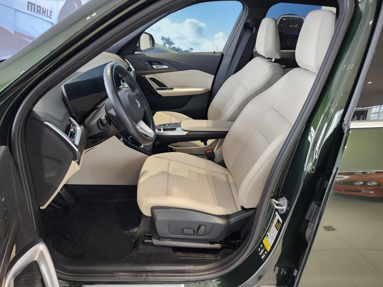 2023 BMW X1 xDrive28i Image principale