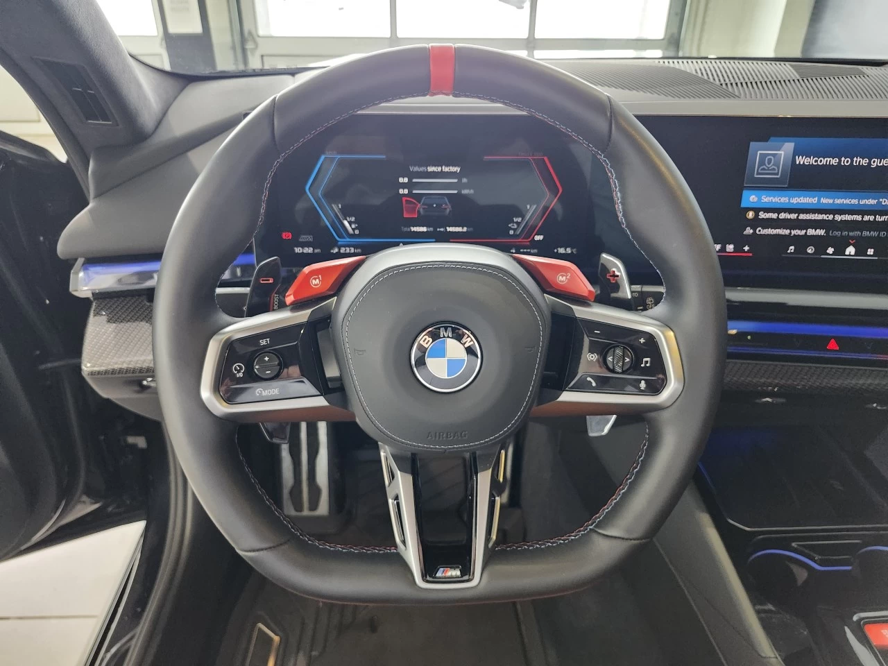 2025 BMW M5 Touring Image principale