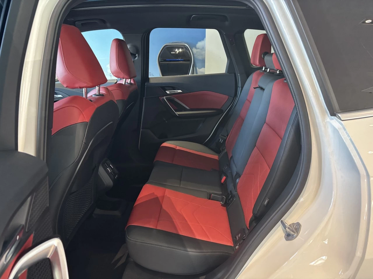 2023 BMW X1 xDrive28i Image principale