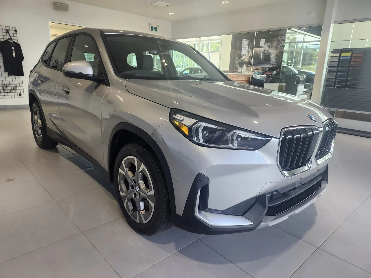 2024 BMW X1 xDrive28i Image principale