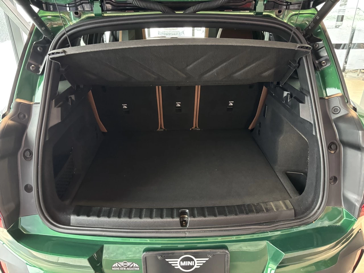 2025 Mini Cooper Countryman SE Main Image