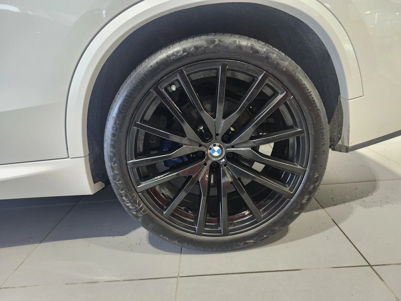 2023 BMW X5 xDrive40i Image principale