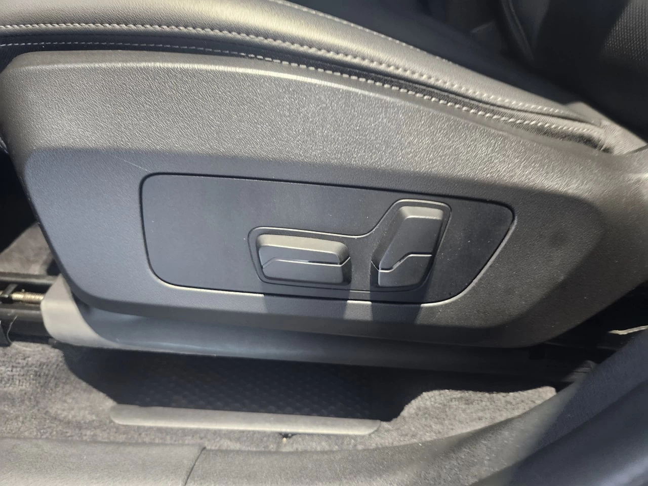 2024 BMW X1 xDrive28i Image principale