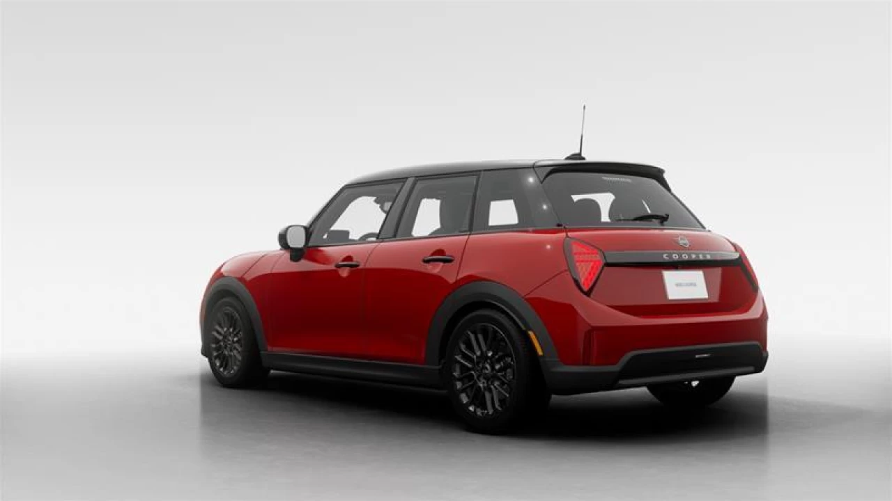 2026 MINI 5 Door Cooper S FWD Image principale