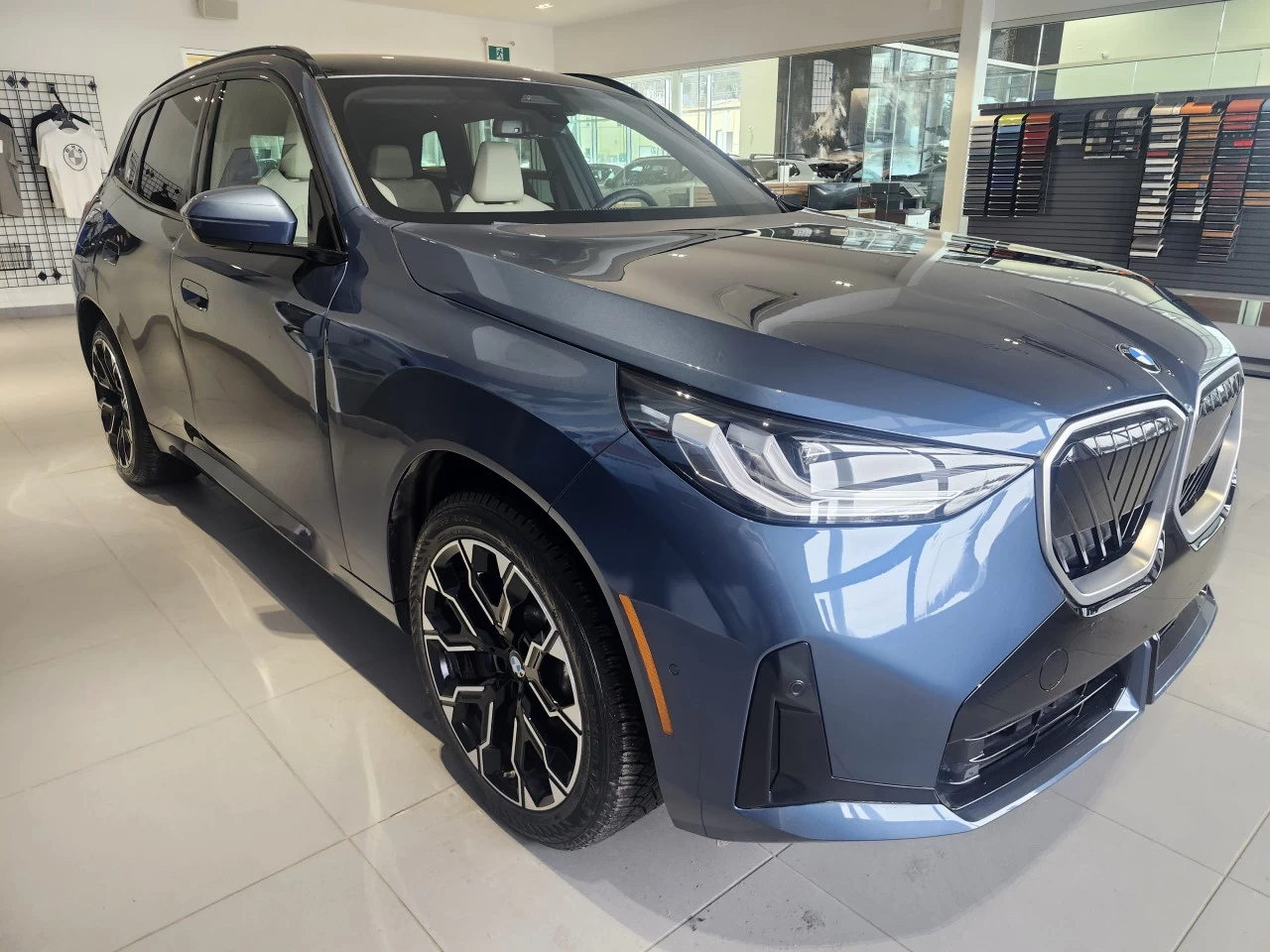 2025 BMW X3 30 xDrive Image principale