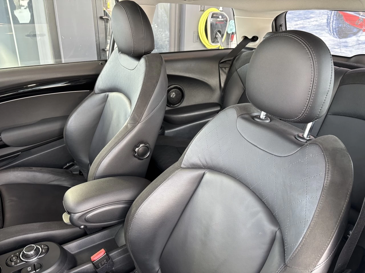 2023 Mini Cooper Cooper SE Image principale