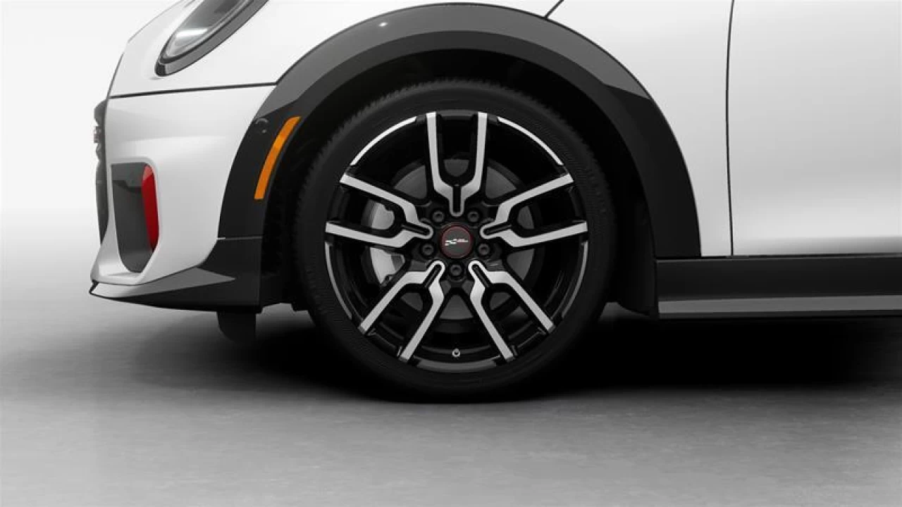 2025 MINI 3 Door John Cooper Works FWD Image principale