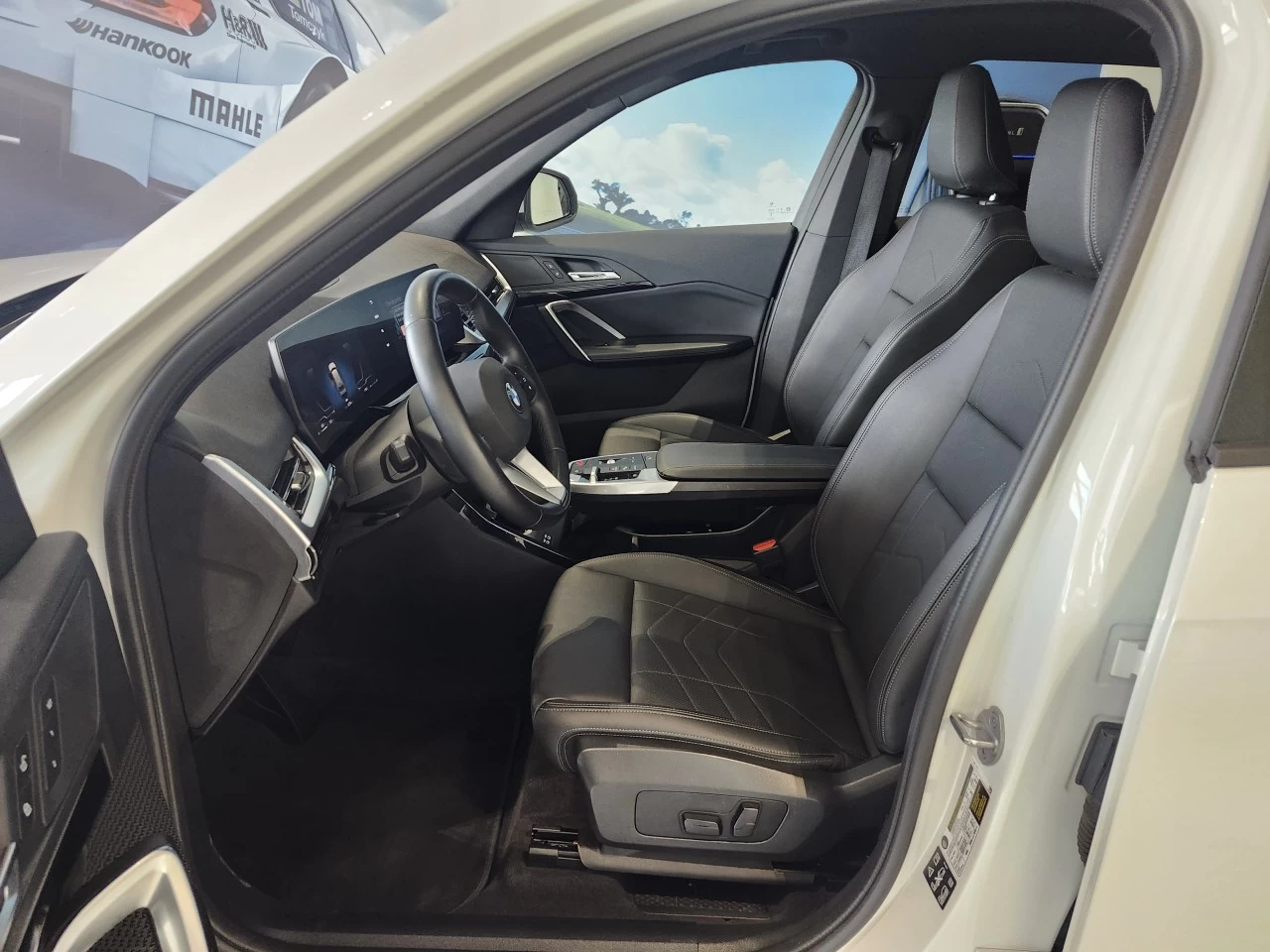 2024 BMW X1 xDrive28i Image principale