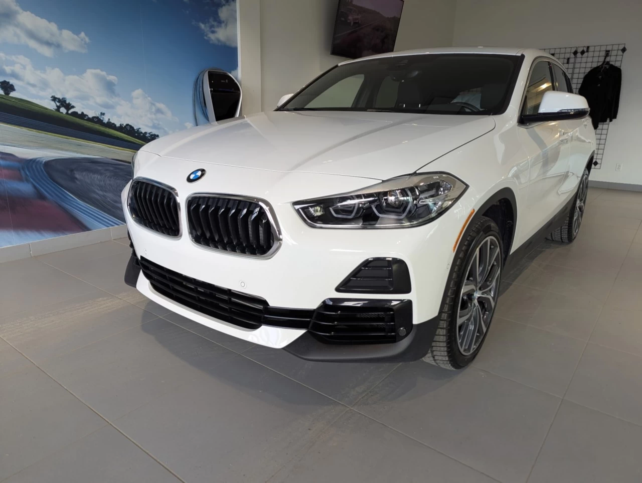 2021 BMW X2 xDrive28i Main Image