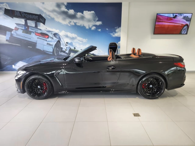 BMW M4 Competition M xDrive Convertible 2023