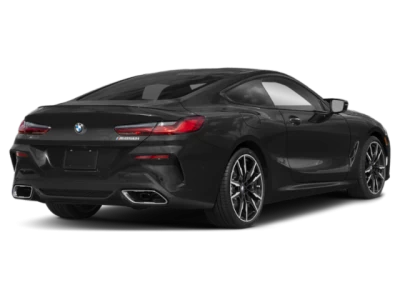 Vue 3/4 arrière, orienté vers la droite