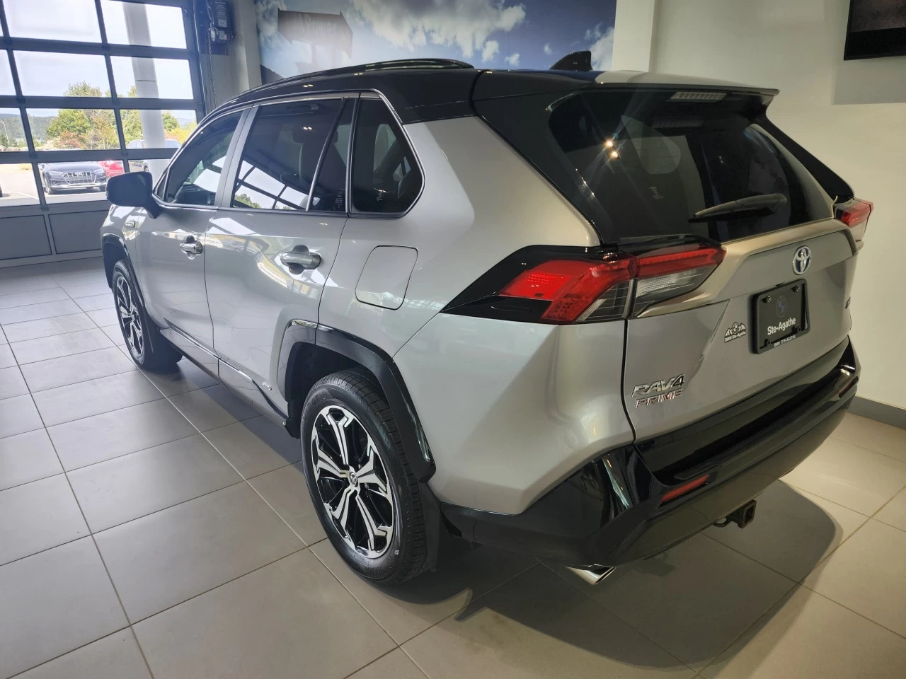 2023 Toyota RAV4 Prime XSE Main Image