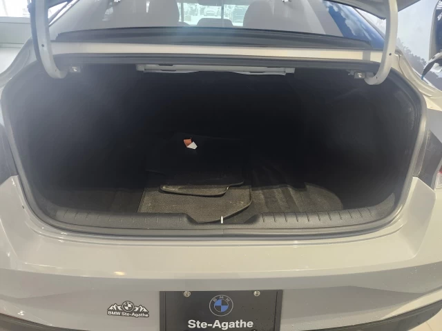 Hyundai Elantra Essential 2022