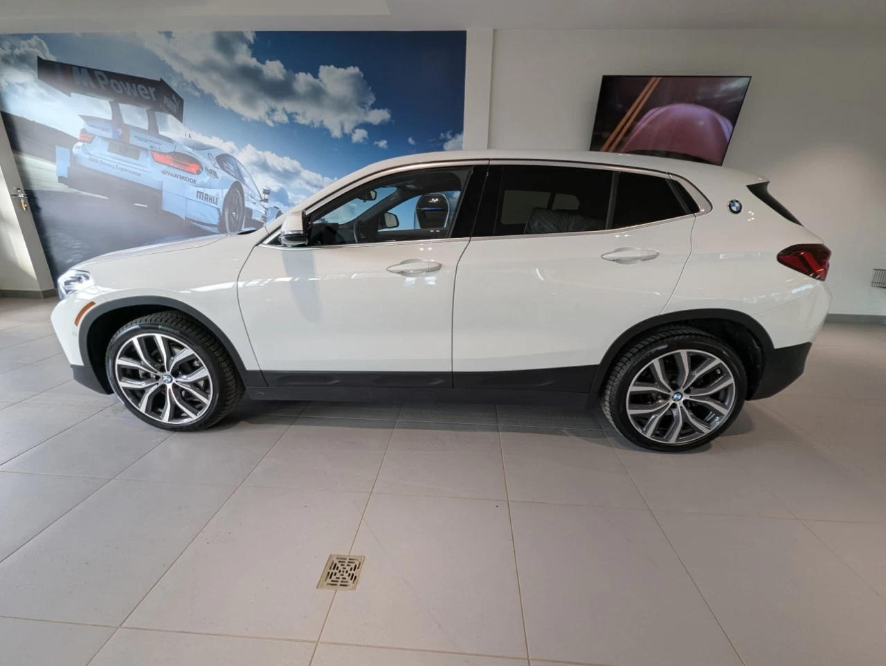 2021 BMW X2 xDrive28i Main Image