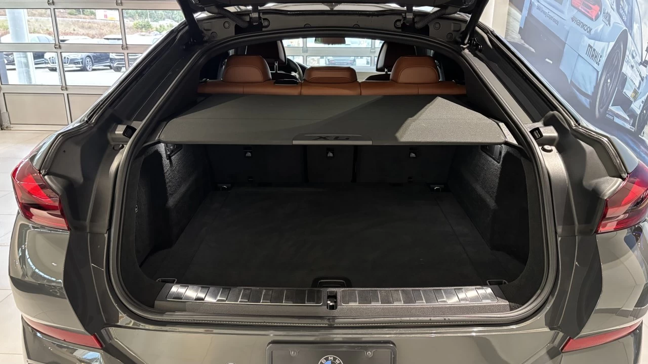 2022 BMW X6 xDrive40i Image principale