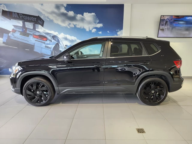 Volkswagen Taos Highline 2023