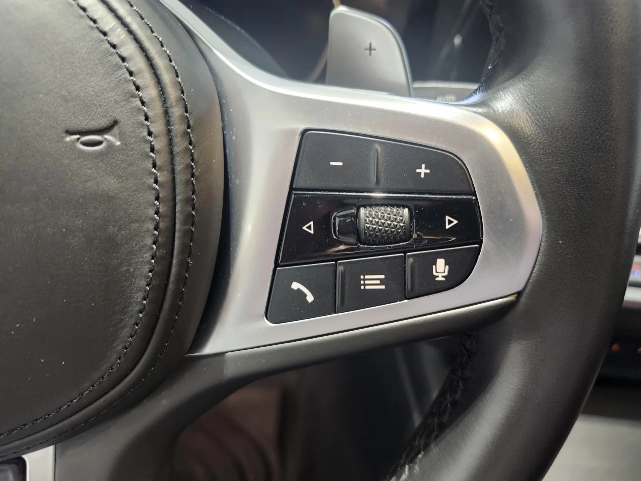 2022 BMW 3 series 330i xDrive Main Image