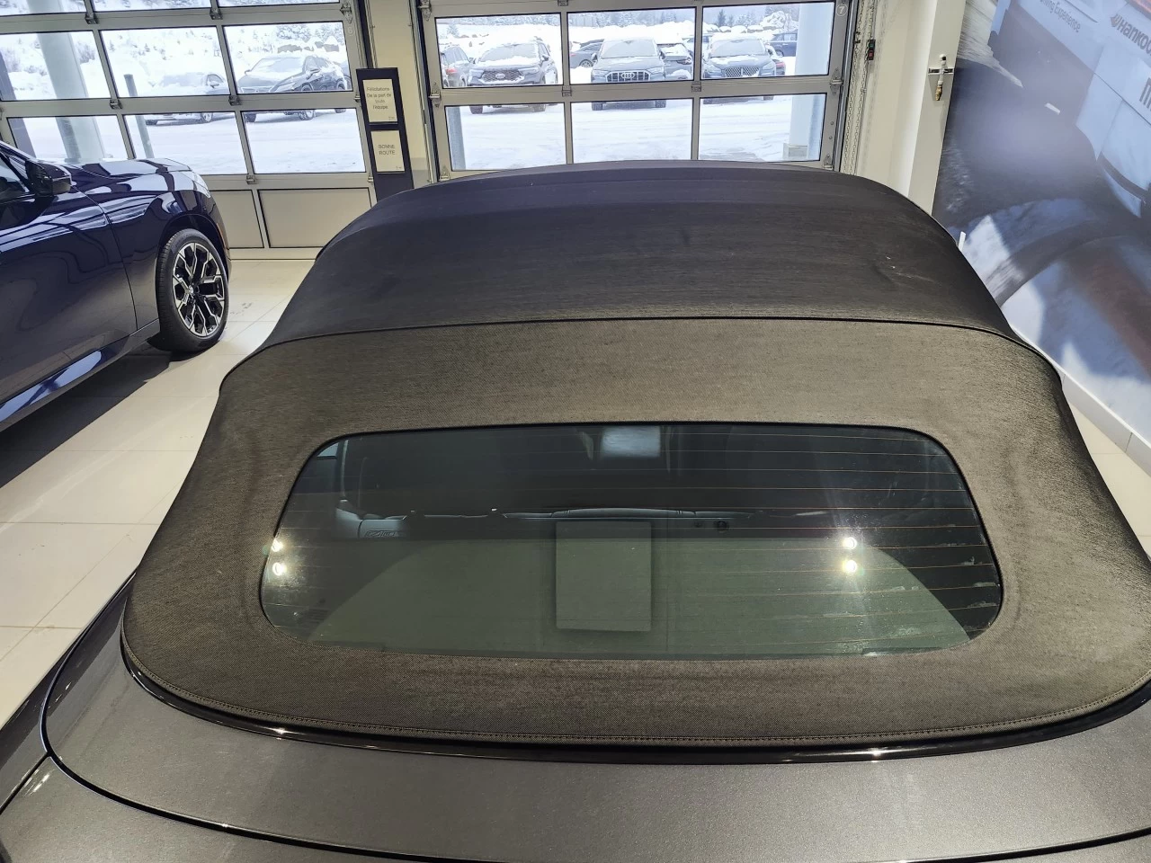 2020 BMW 2 Series 230i xDrive Convertible Image principale