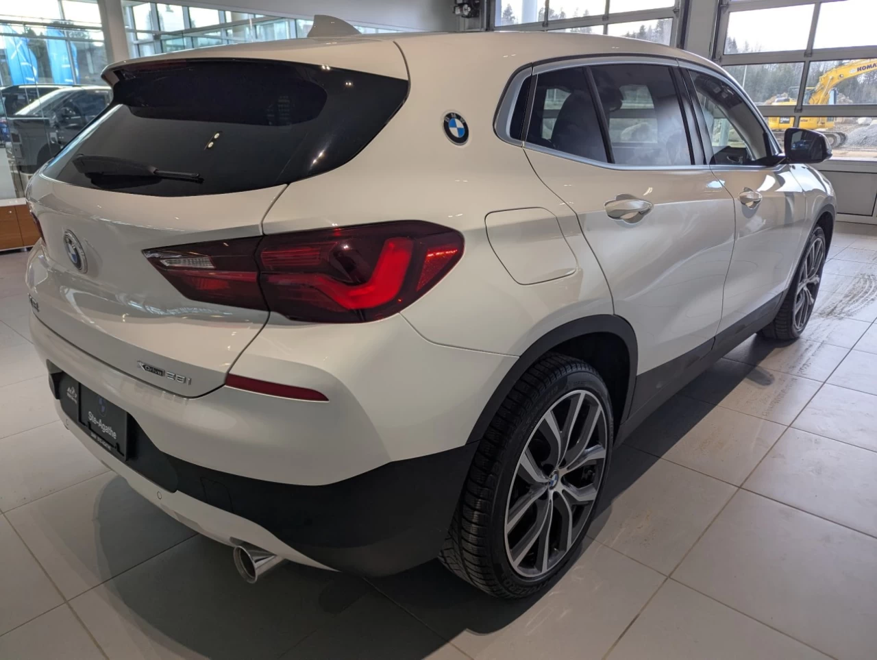 2021 BMW X2 xDrive28i Main Image