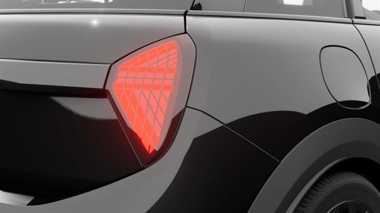 2026 MINI 5 Door Cooper C FWD Image principale