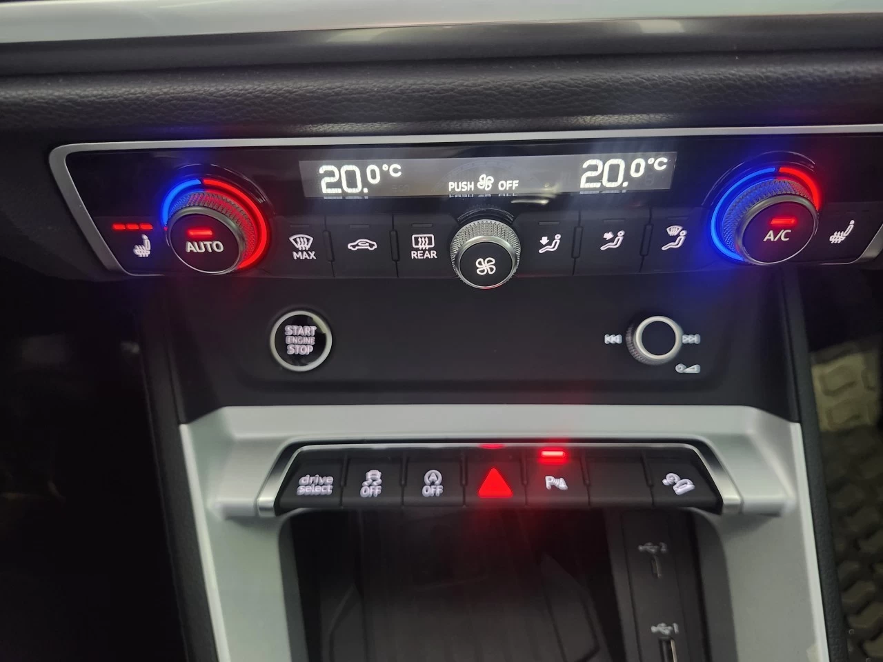 2021 Audi Q3 Progressiv Image principale