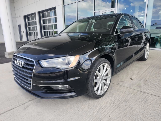 Audi A3 2.0T // Progressiv // Quattro 2016