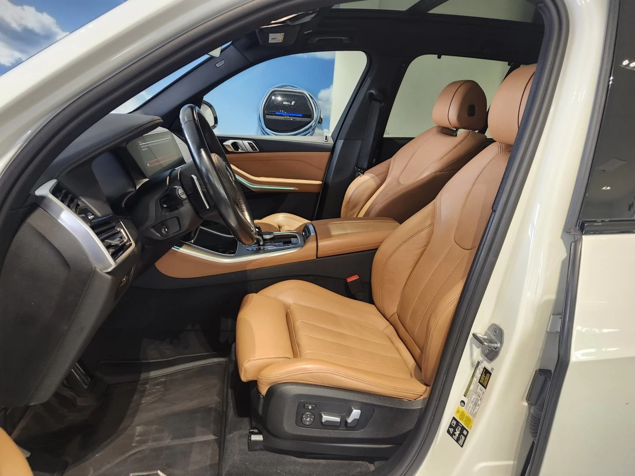 2022 BMW X5 xDrive40i Main Image