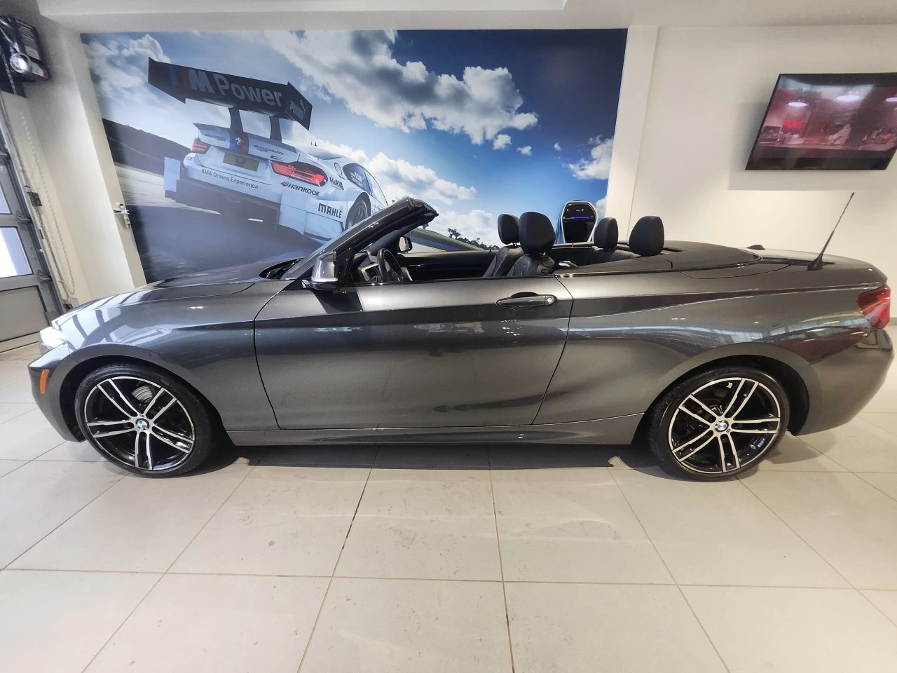 2020 BMW 2 Series 230i xDrive Convertible Image principale