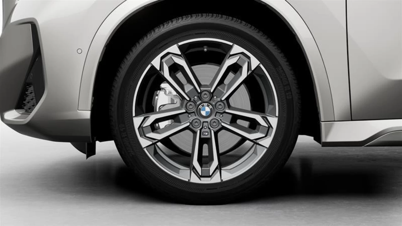 2026 BMW X1 xDrive28i M Sport Edition Image principale