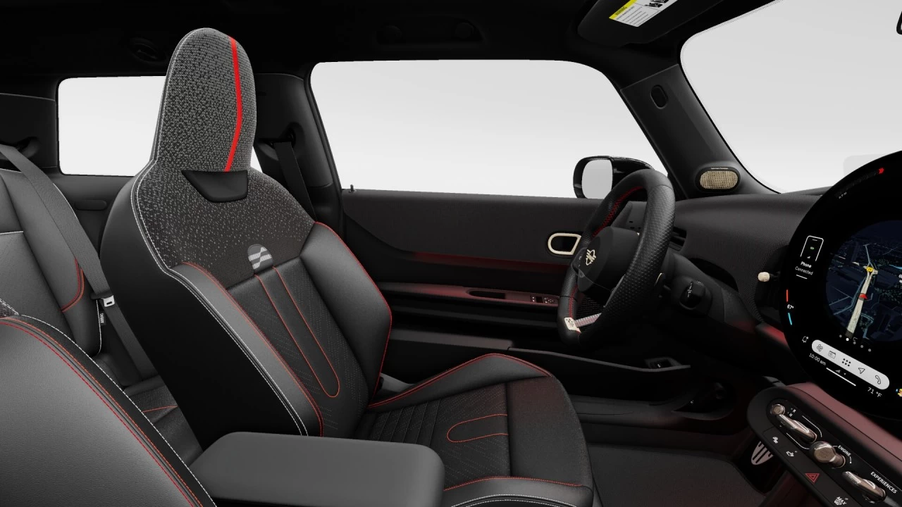 2025 MINI 3 Door John Cooper Works FWD Image principale