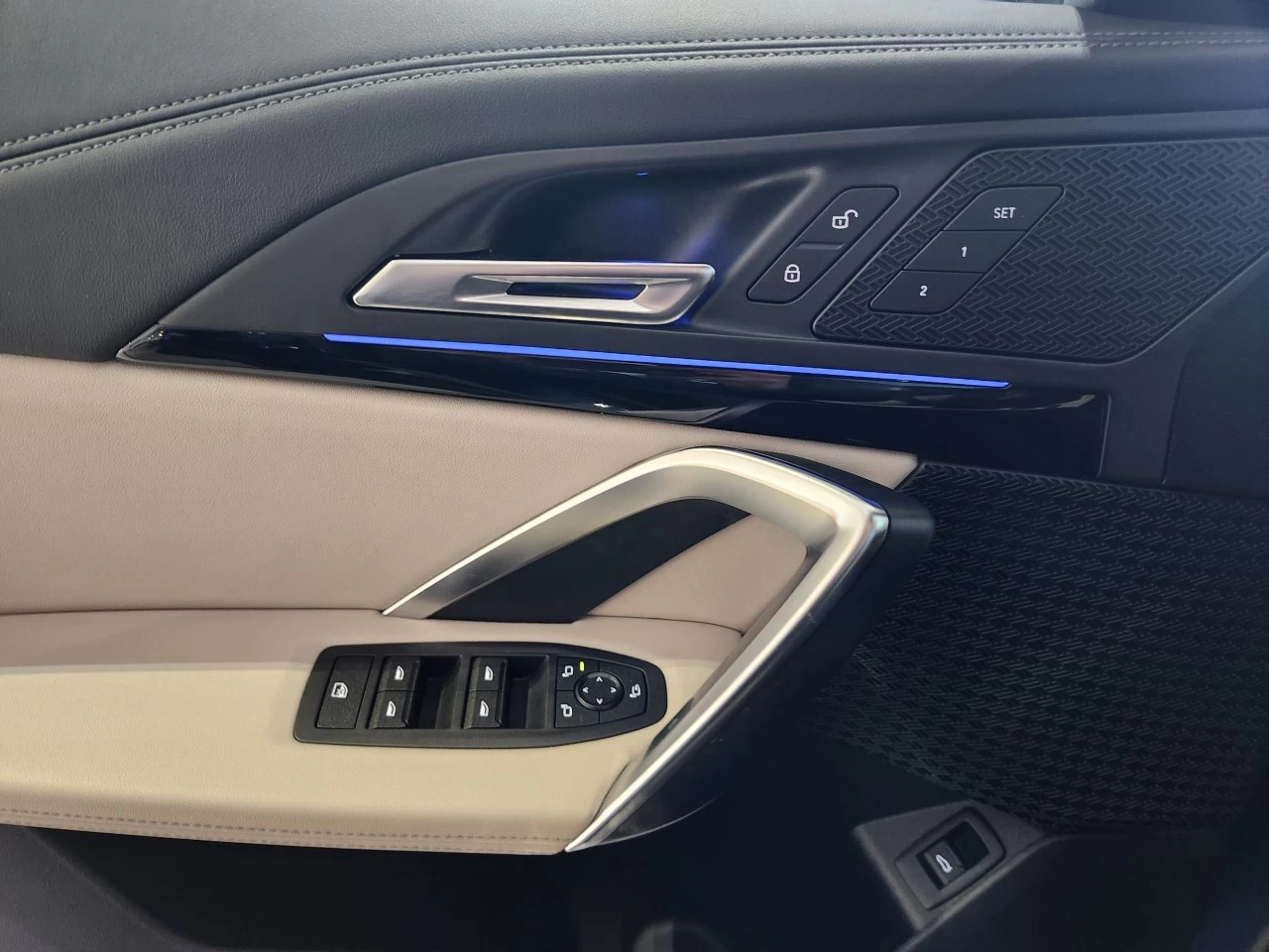 2023 BMW X1 xDrive28i Image principale