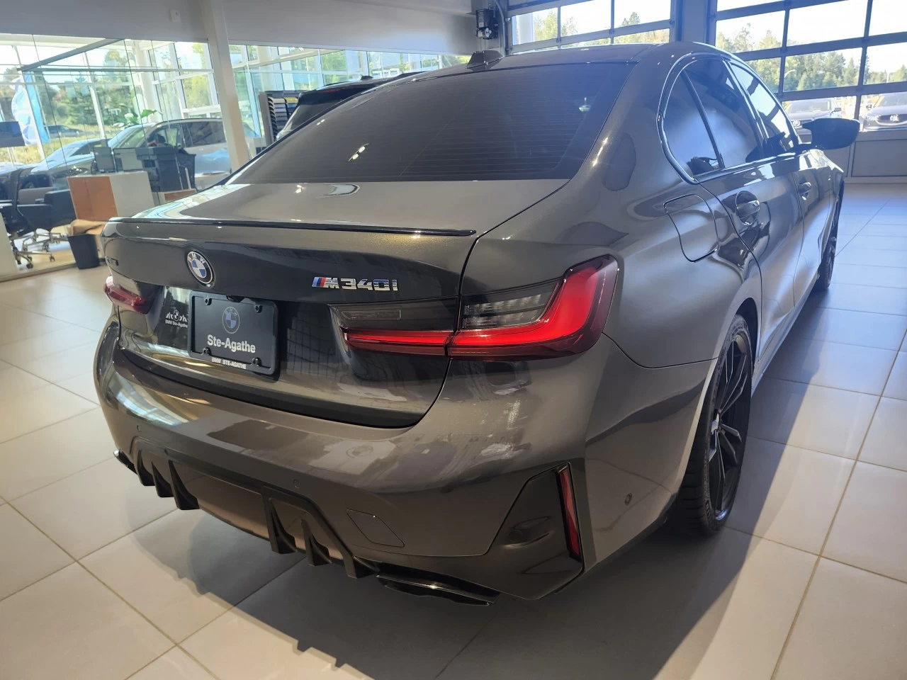 2024 BMW 3 Series M340i xDrive Main Image