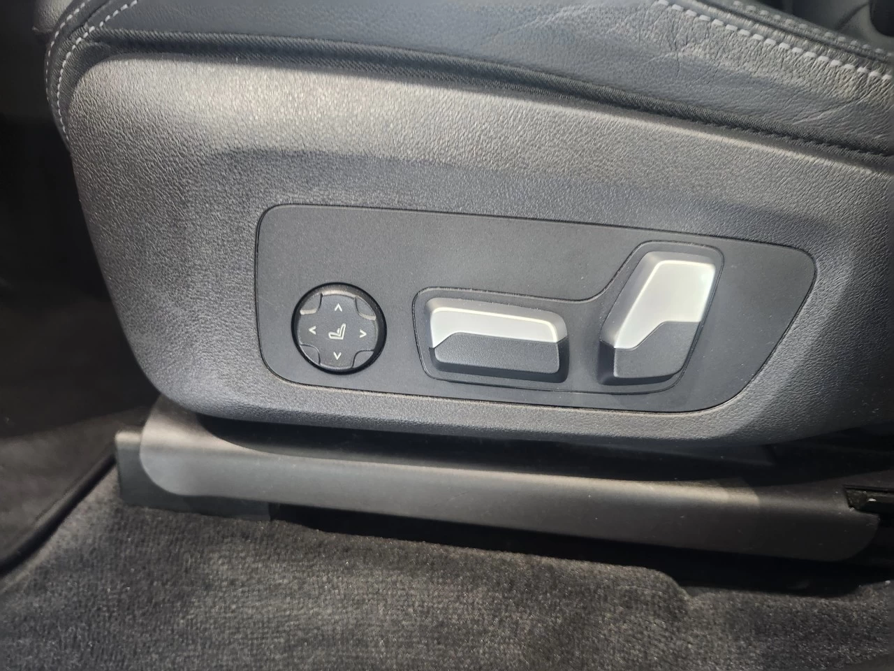 2023 BMW X3 xDrive30i Main Image