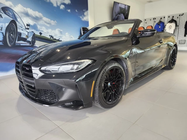 BMW M4 Competition M xDrive Convertible 2023