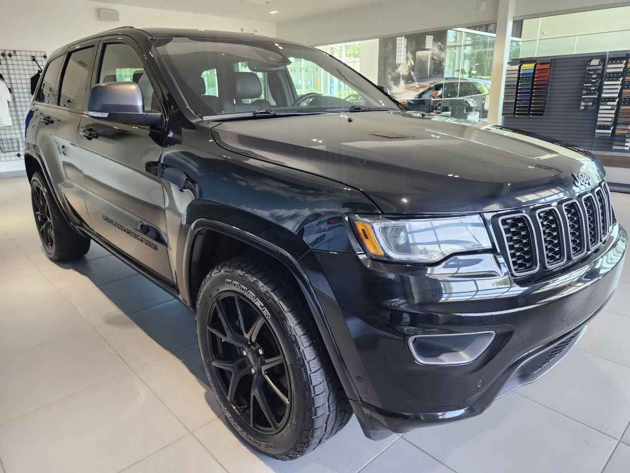 2021 Jeep Grand Cherokee 80th Anniversary Edition Image principale